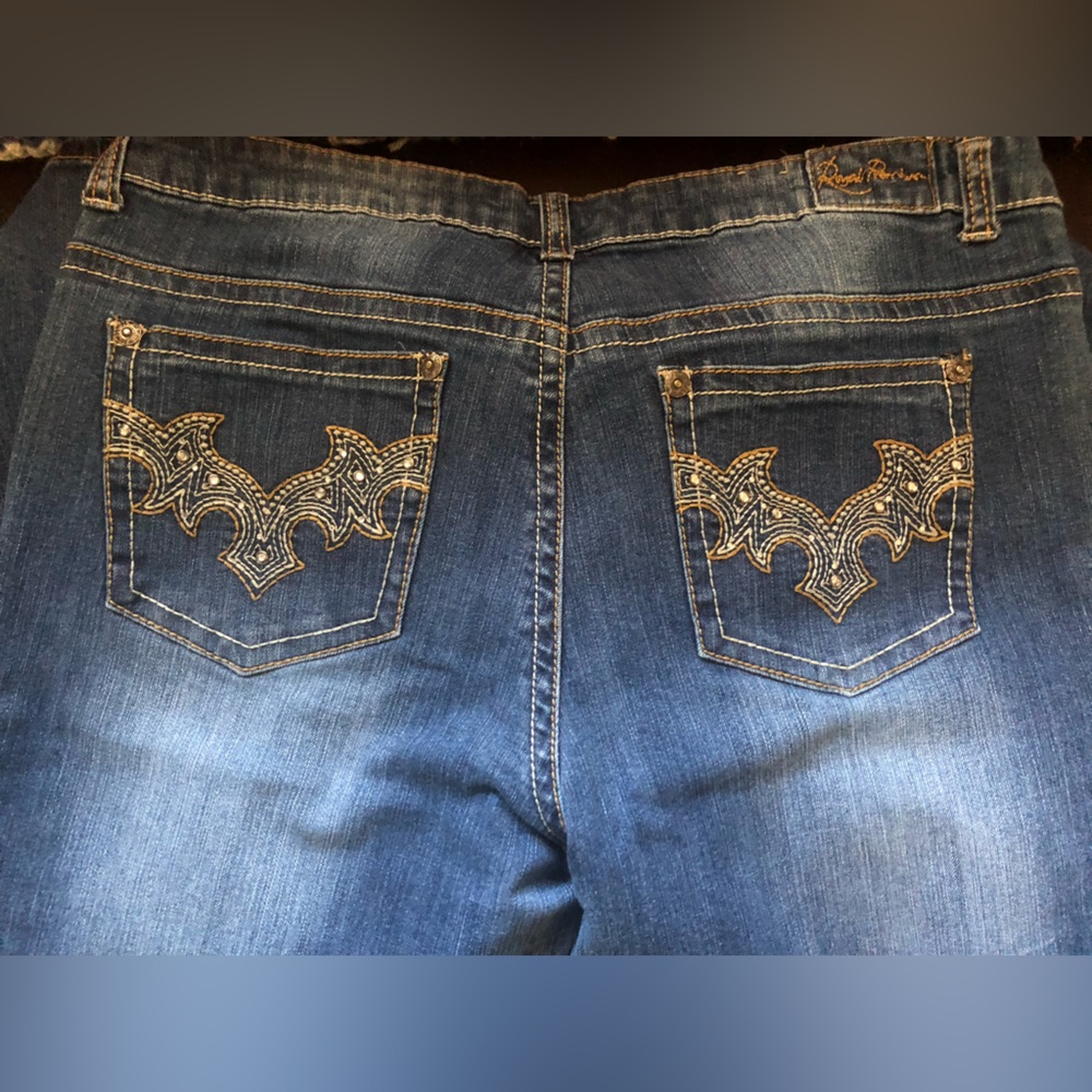 Womens size 16 Royal Premium brand jeans.
